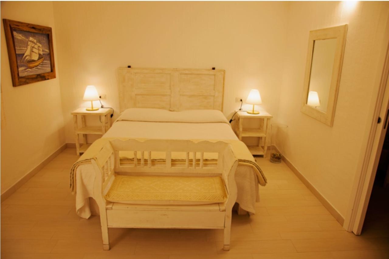Cento Ulivi B&B Golfo Aranci Ngoại thất bức ảnh