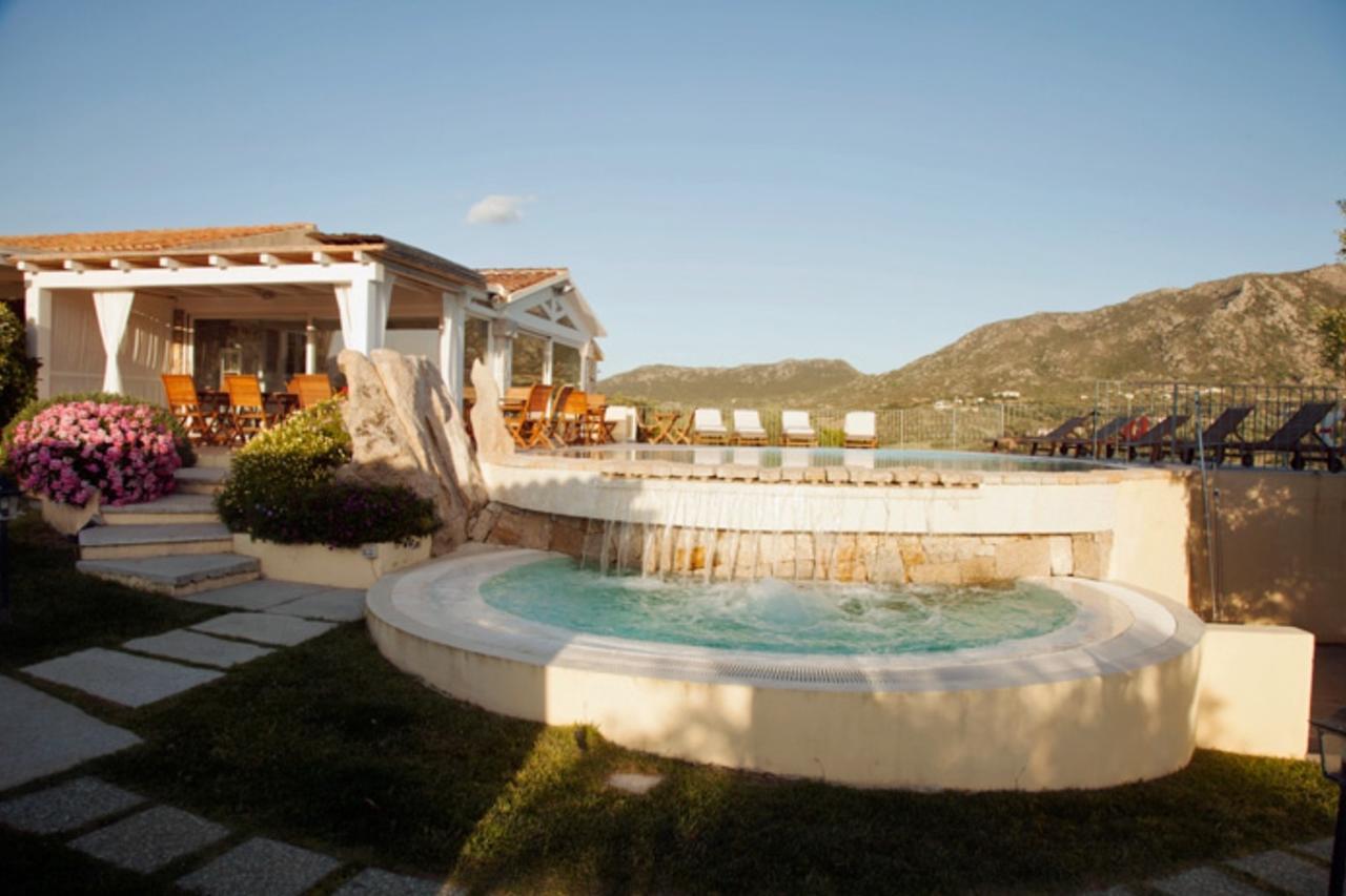Cento Ulivi B&B Golfo Aranci Ngoại thất bức ảnh