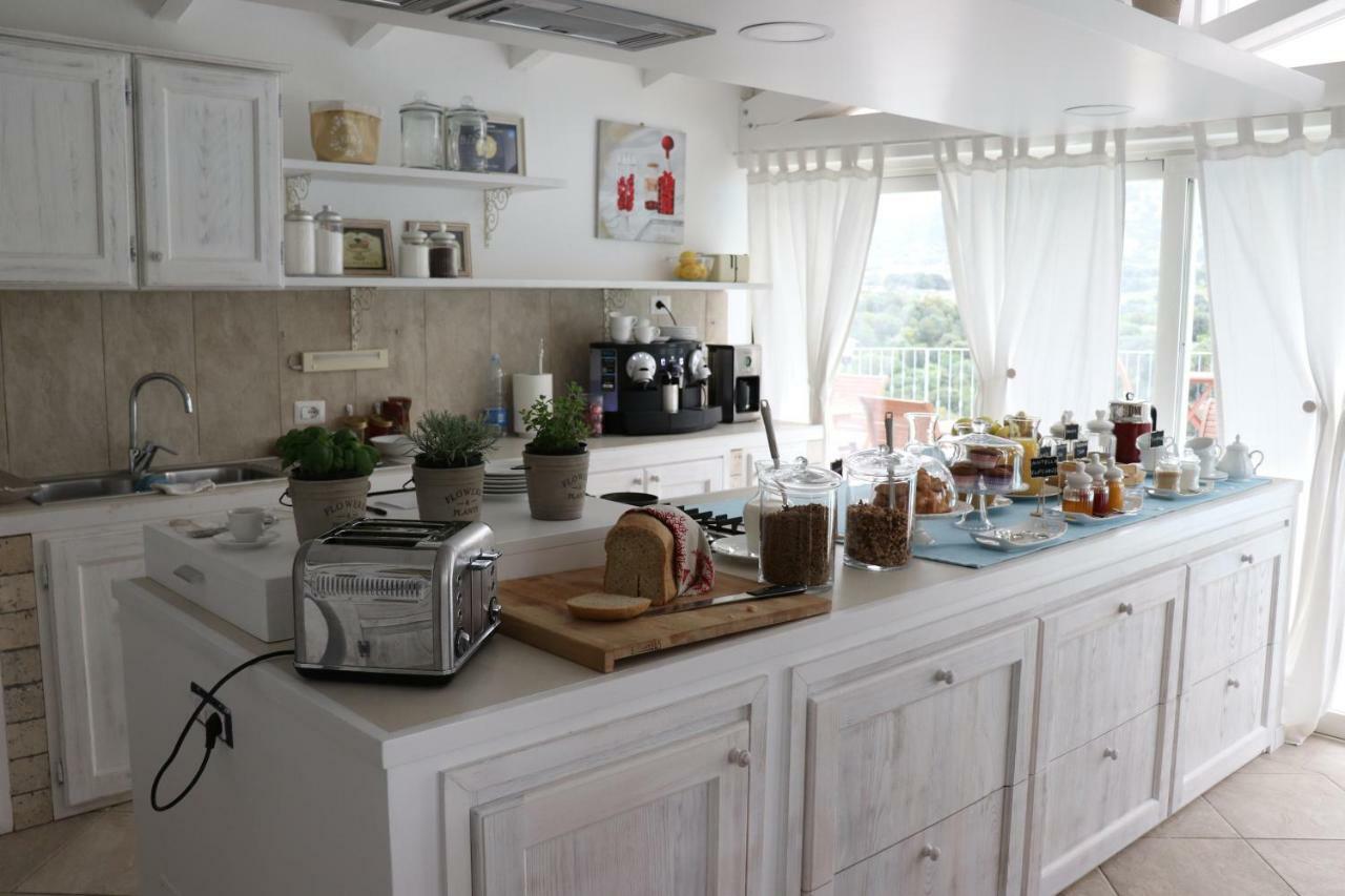 Cento Ulivi B&B Golfo Aranci Ngoại thất bức ảnh