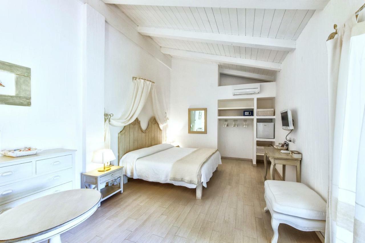 Cento Ulivi B&B Golfo Aranci Ngoại thất bức ảnh