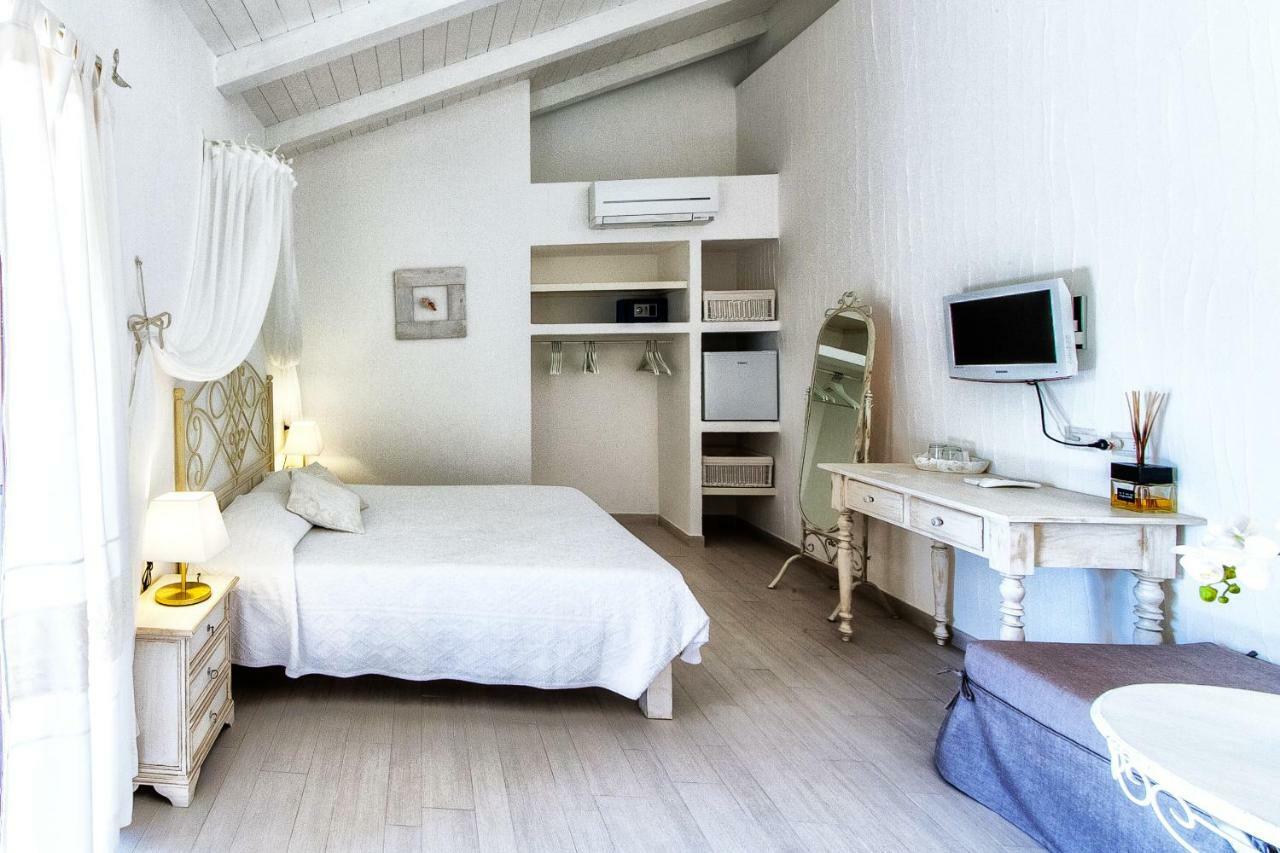 Cento Ulivi B&B Golfo Aranci Ngoại thất bức ảnh
