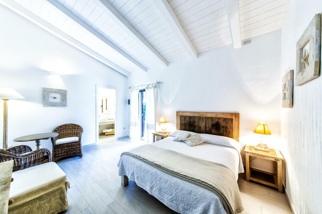 Cento Ulivi B&B Golfo Aranci Ngoại thất bức ảnh