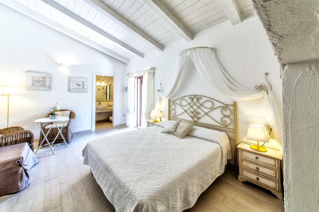 Cento Ulivi B&B Golfo Aranci Ngoại thất bức ảnh